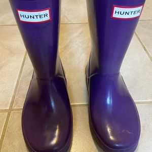 Kids rain boots size 10